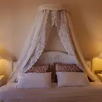 Manthos 4* Chania (Thessaly)