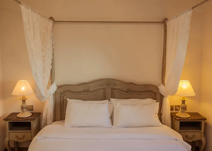 Manthos 4* 카니아