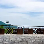 Manthos Ξενοδοχείο 4*