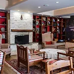 Ξενοδοχείο Manthos 4*
