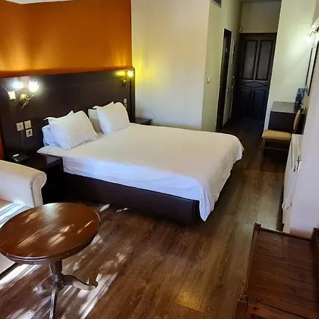 ホテル Manthos Mountain Resort & Spa 4*