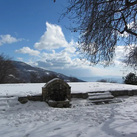 Отель Manthos Mountain & Ханья